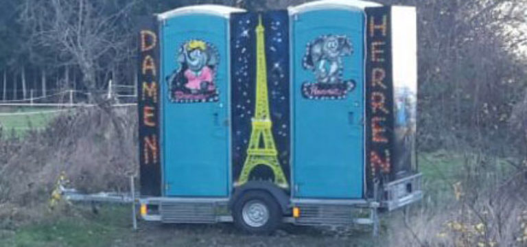 Be the ONE – Sei das Team, dass den Eiffelturm auf seinem Toilettenwagen hat